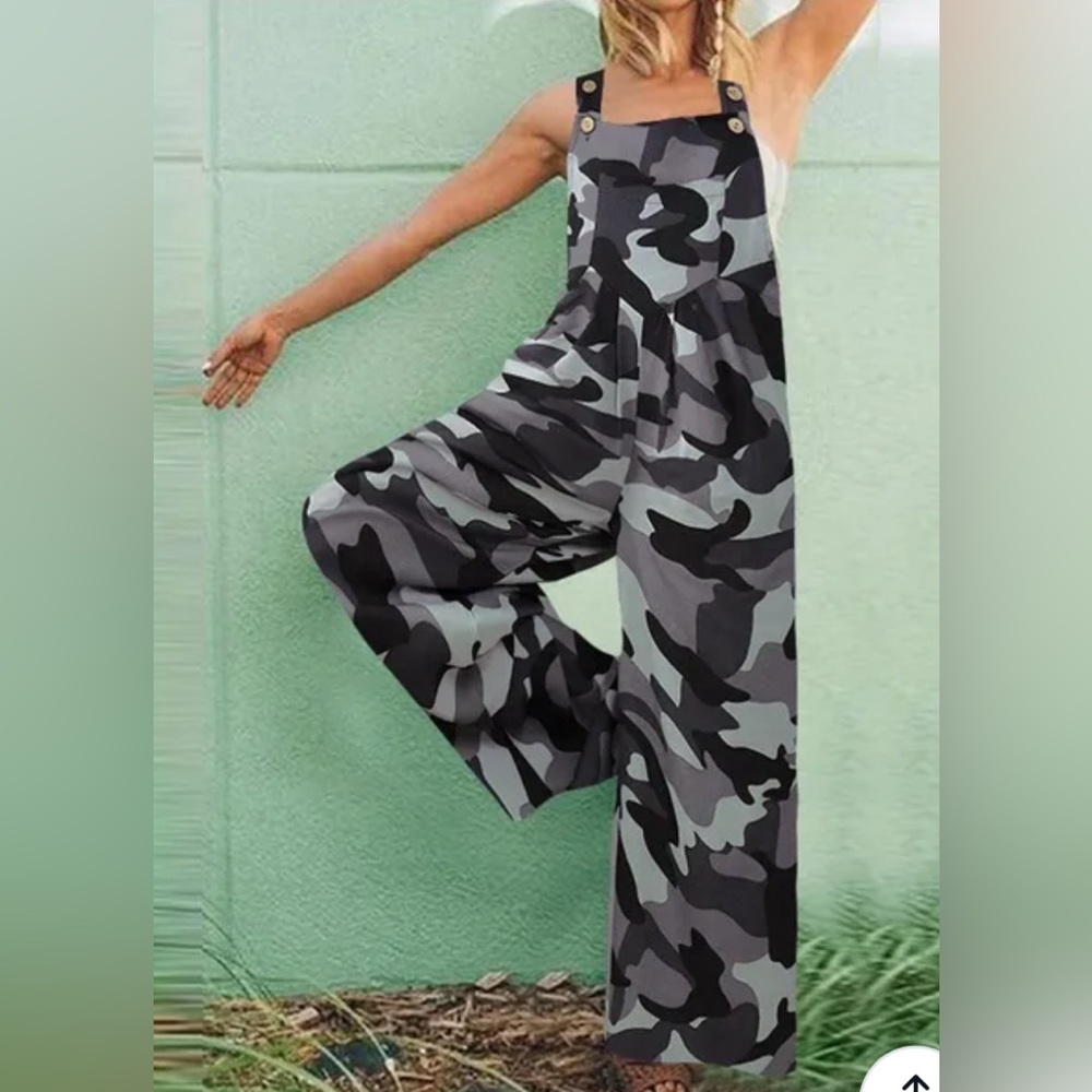 Camouflage overalls
